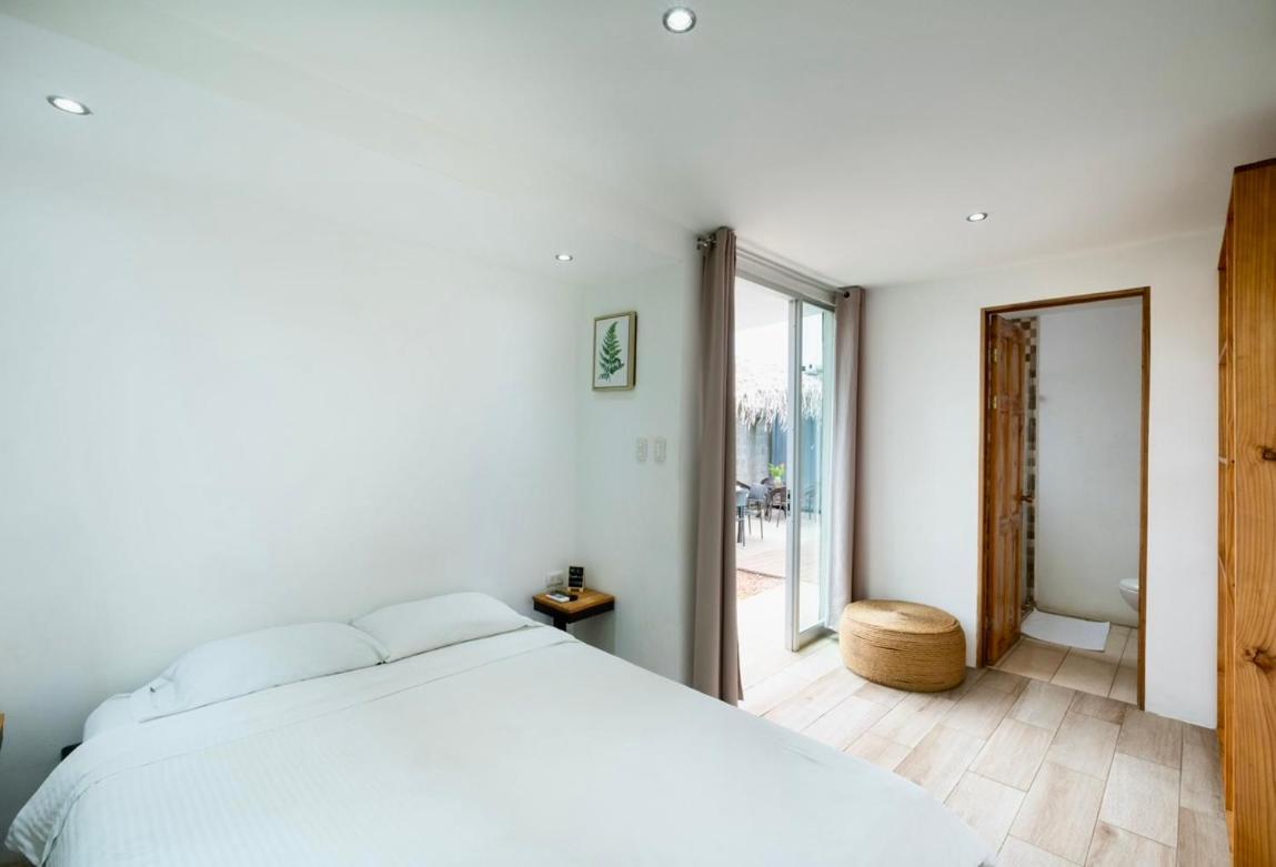 Hotel Bamboo Jacó Extérieur photo