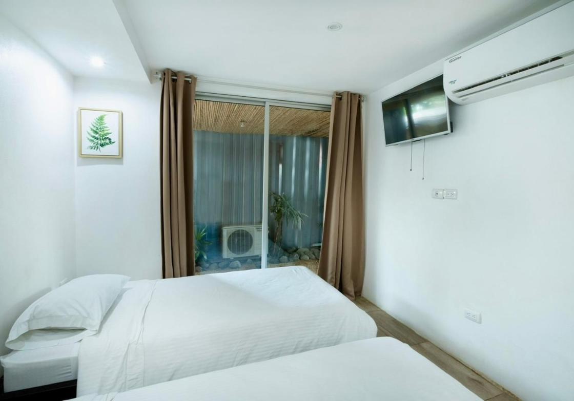 Hotel Bamboo Jacó Extérieur photo
